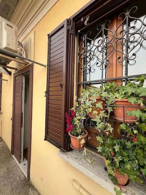 Casa Di Fausto - Citylife Apartment Milan 0*,
